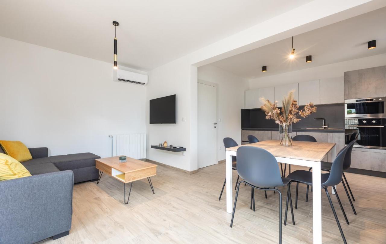 Via Lattea Agritourism Apartament *